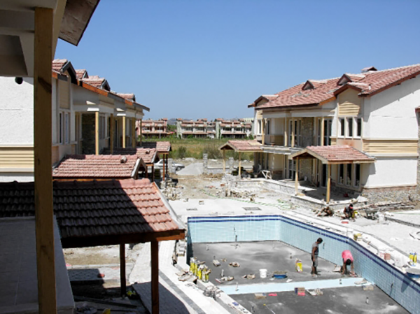 Apart Site, Set İnşaat